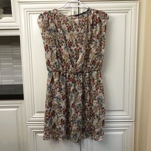 Zara Basic Collection women’s floral summer dress